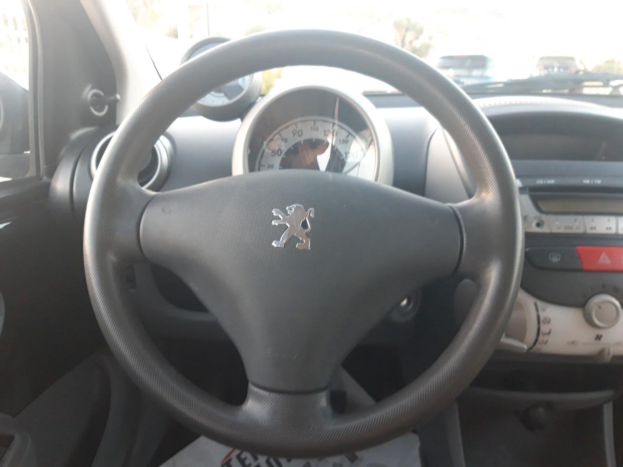 Peugeot 107 1.0 68CV 5p. Plaisir