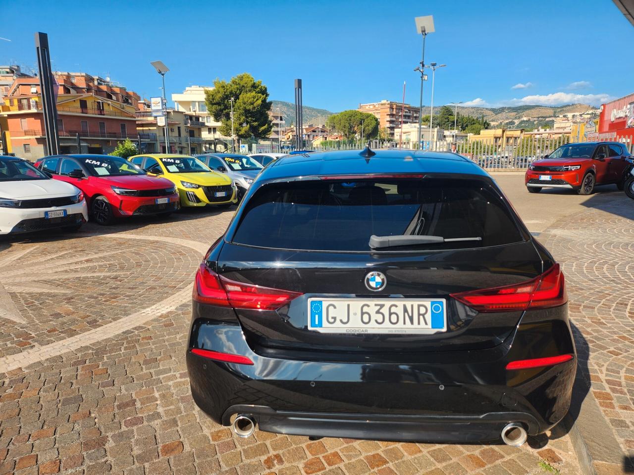 Bmw 118 120d 5p. Luxury