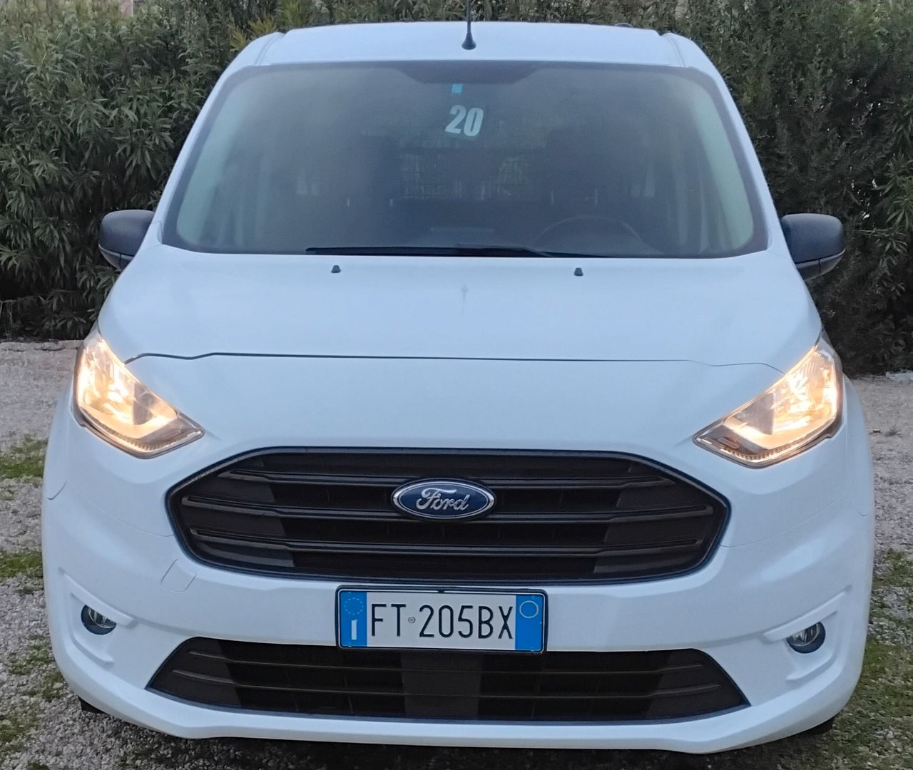 Ford Tourneo Connect 2018 photo 3