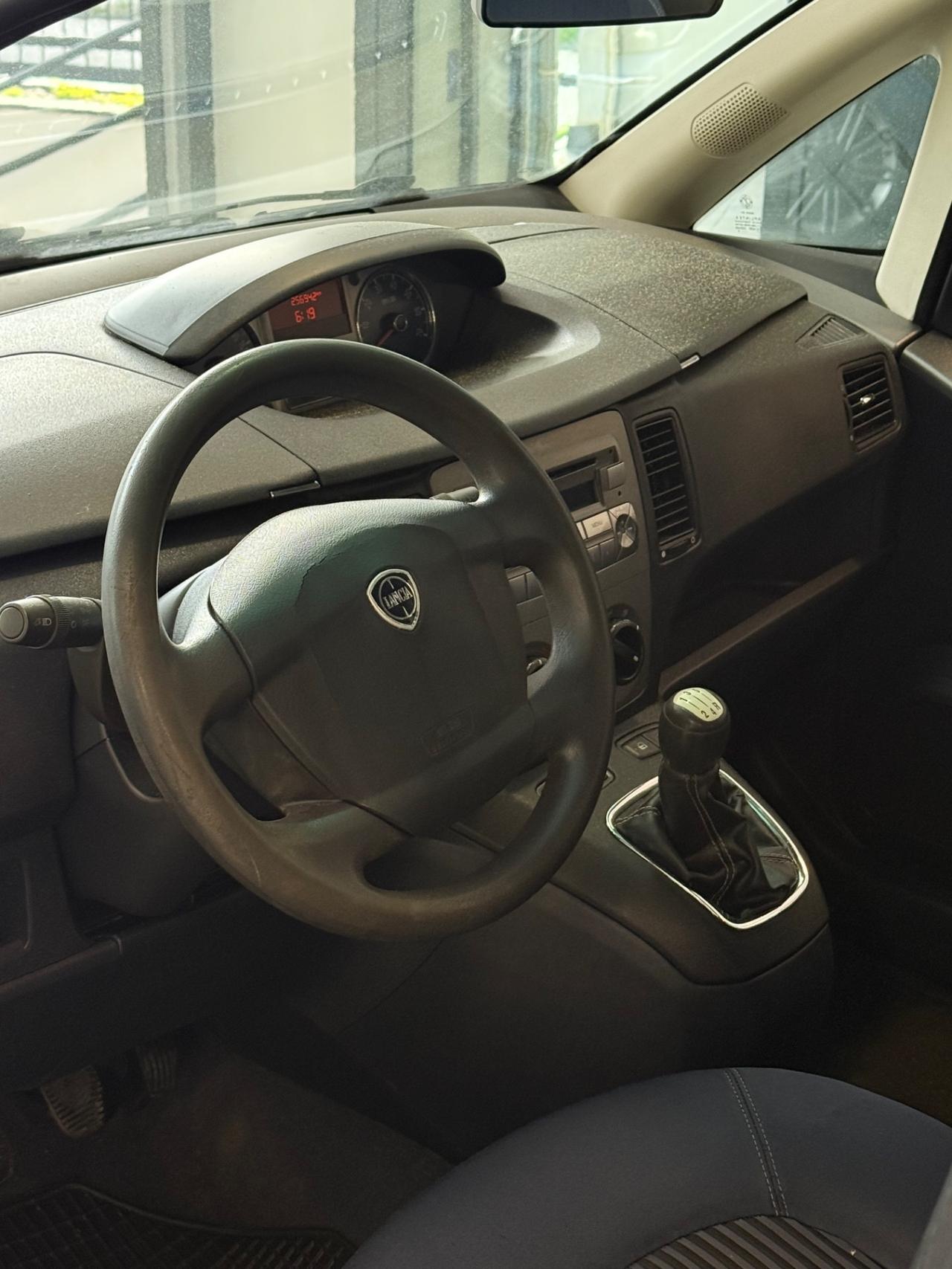 Lancia MUSA 1.3 Mjt 16V 95 CV S&S DPF Oro