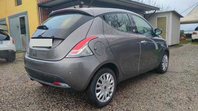 LANCIA Ypsilon 1.2 69 CV 5 porte GPL Ecochic OK NEOPATENTATI