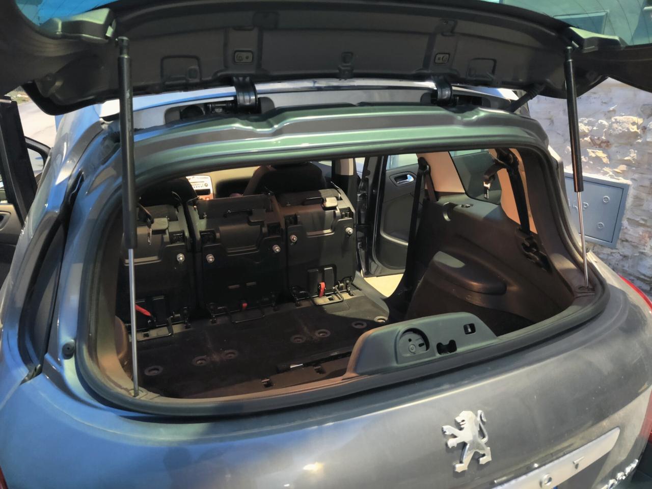 Peugeot 308 1.6 HDi 110CV SW Ciel Premium 2010