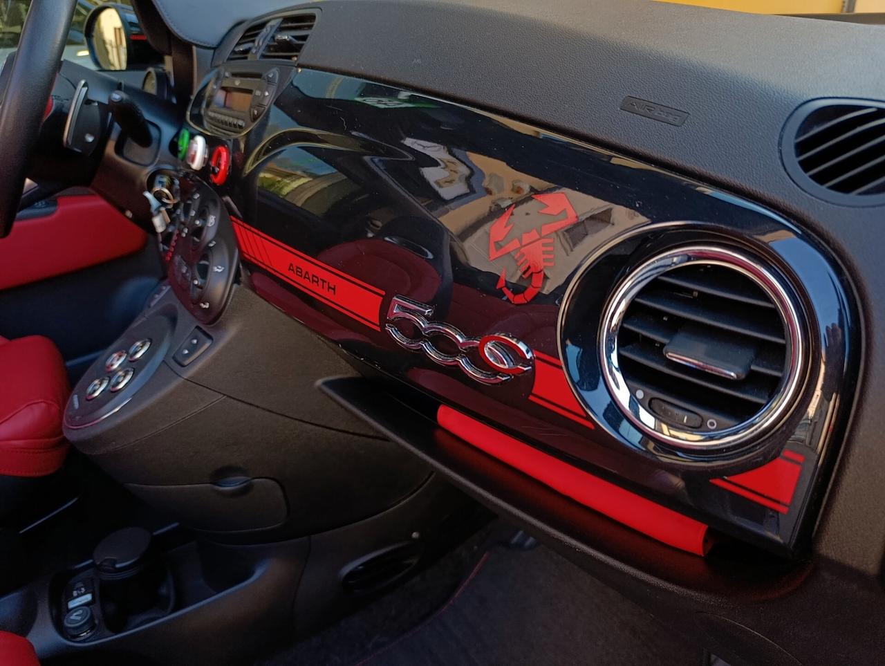 Abarth 500 C 1.4 Turbo T-Jet MTA Cabriolet