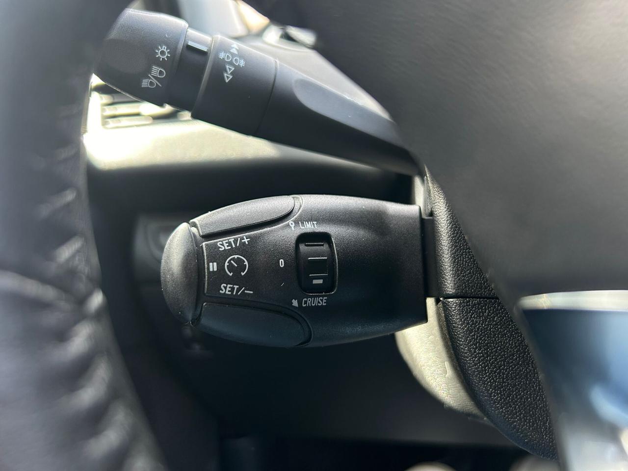 Peugeot 208 1.6 HDI 75Cv 5P ALLURE-2016