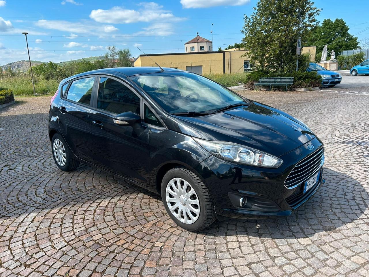 Ford Fiesta 1.5 TDCi 75CV 5 porte Titanium