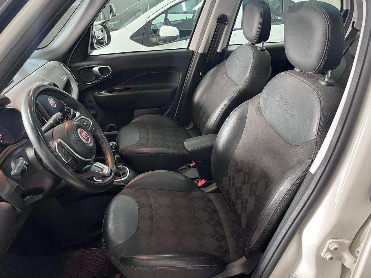 Fiat 500L 1.6 Mjt lounge tetto/nav full