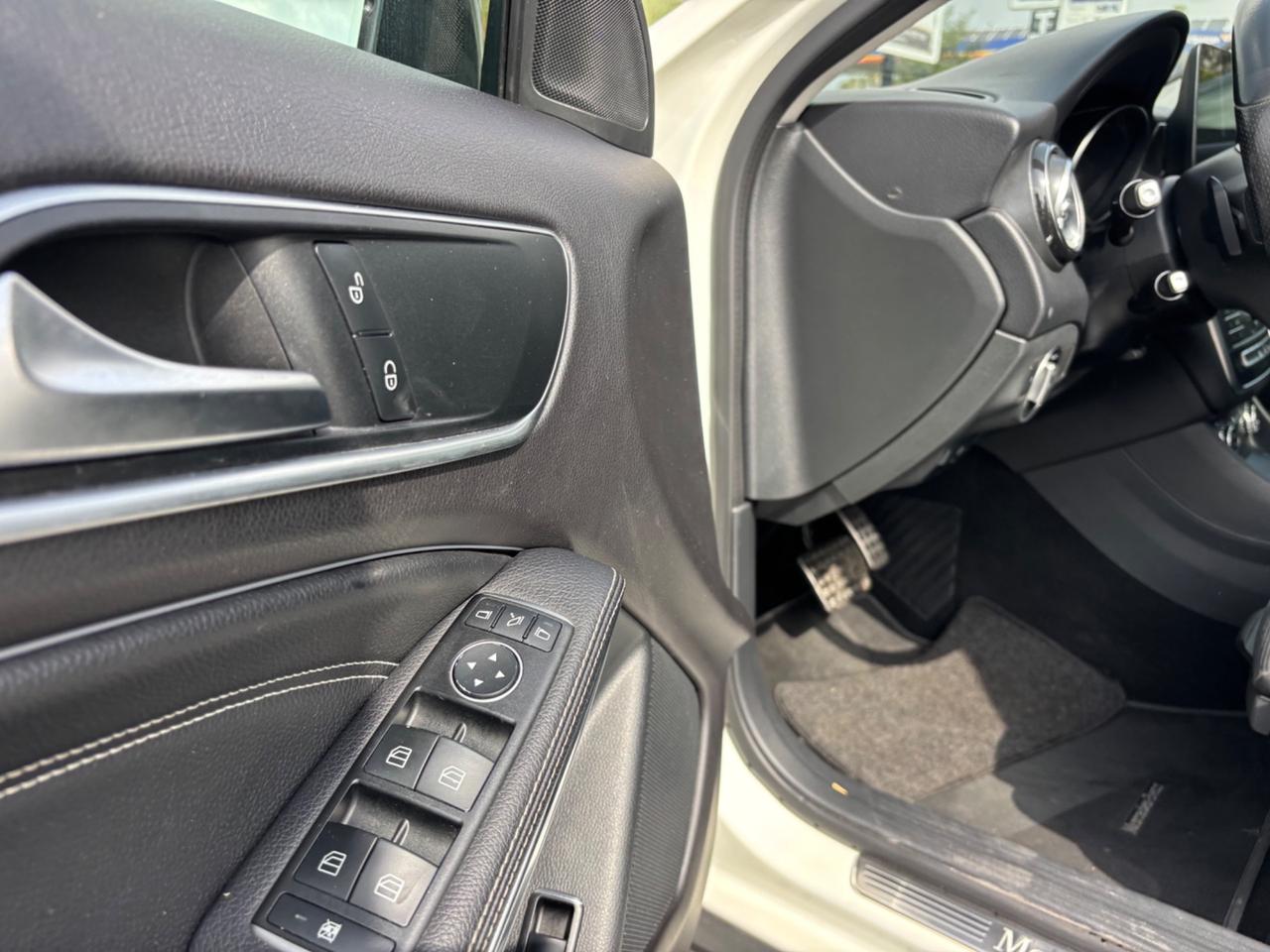 Mercedes-benz GLA 200 d Automatic Sport