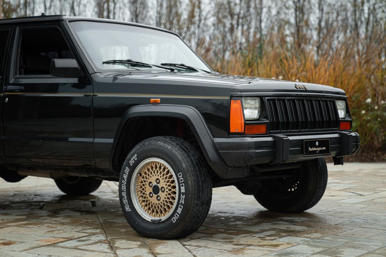 Jeep Cherokee 4.0 LIMITED - JEP00018