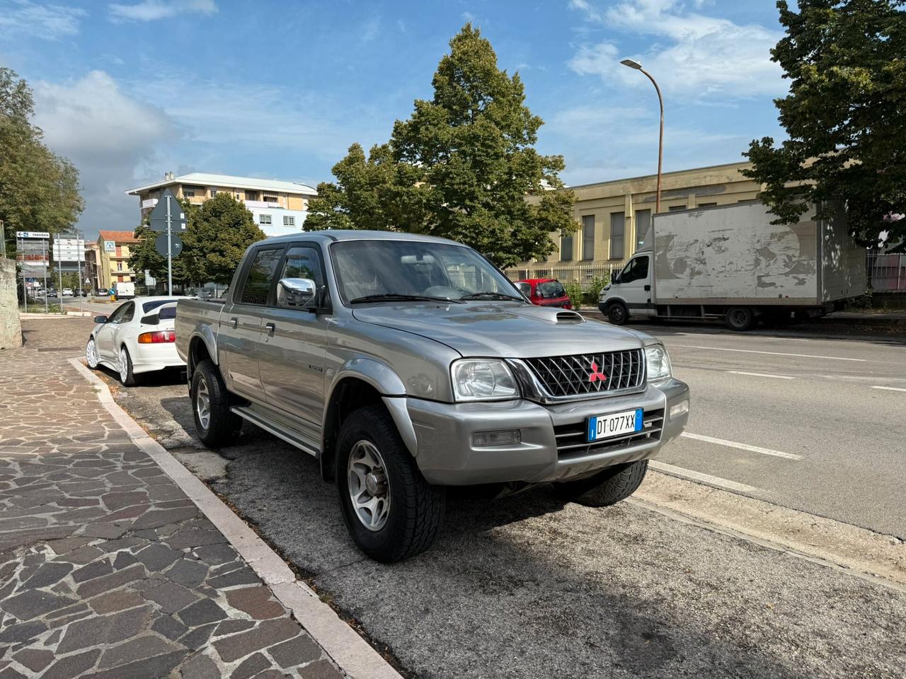 MITSUBUSHI L200 2,5 CRDI 118 CV PICK UP 4WD MAN DOPP CABI