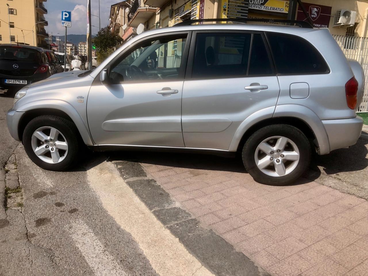 Toyota RAV 4 RAV4 2.0 Tdi D-4D ISCRITTA ASI TETTO APRIBILE