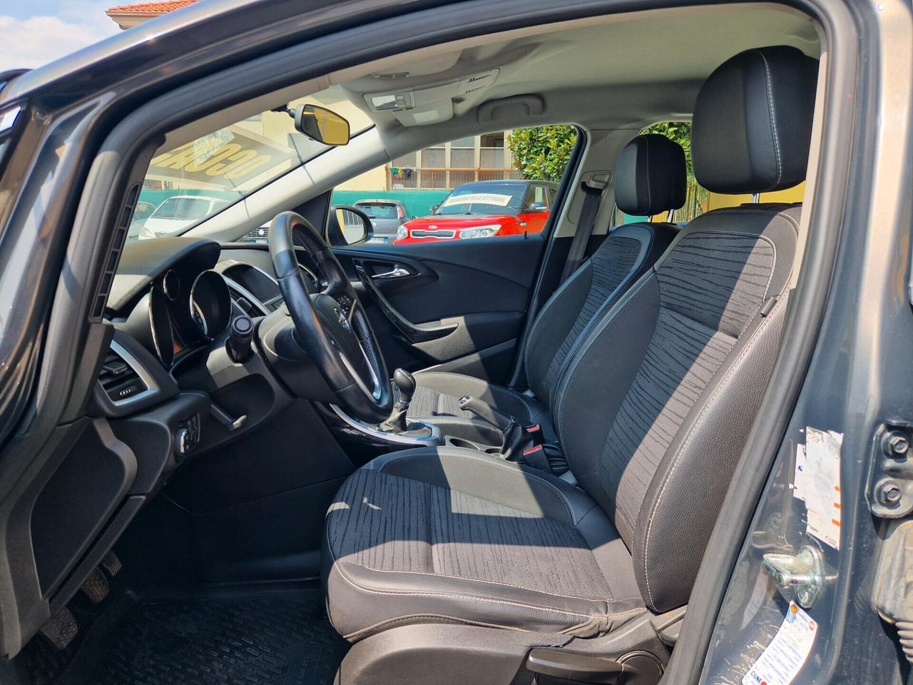 Opel Astra Sports Tourer 1.4 Turbo 140 Cv E6