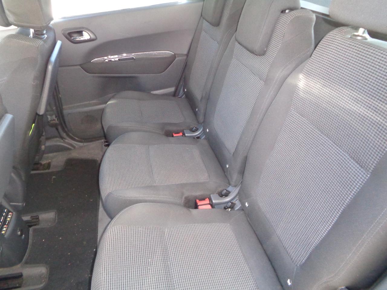 Peugeot 5008 1.6 HDi 112CV Tecno