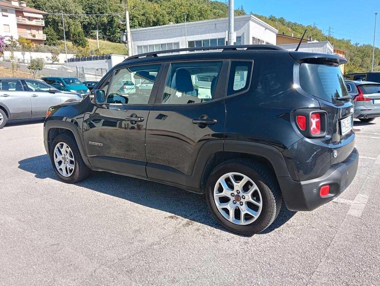 Jeep Renegade 1.6 E-TorQ EVO Longitude GPL