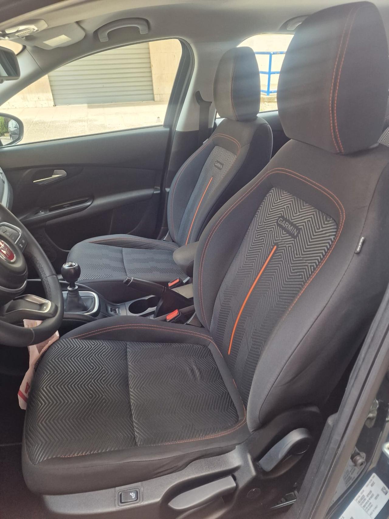 Fiat Tipo cross 1.6 Mjt S&S SW Garmin