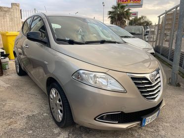 Lancia Ypsilon 1.2 69 CV 5 porte GPL Ecochic Silver