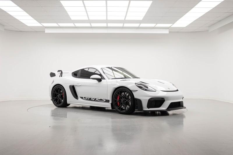 PORSCHE 718 CAYMAN 4.0 GT4 RS