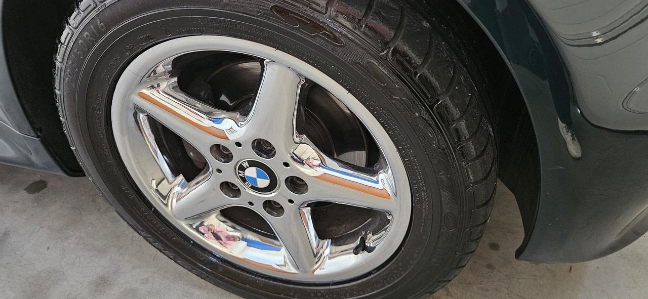 Bmw Z3 1.9 "British Traditional Individual"