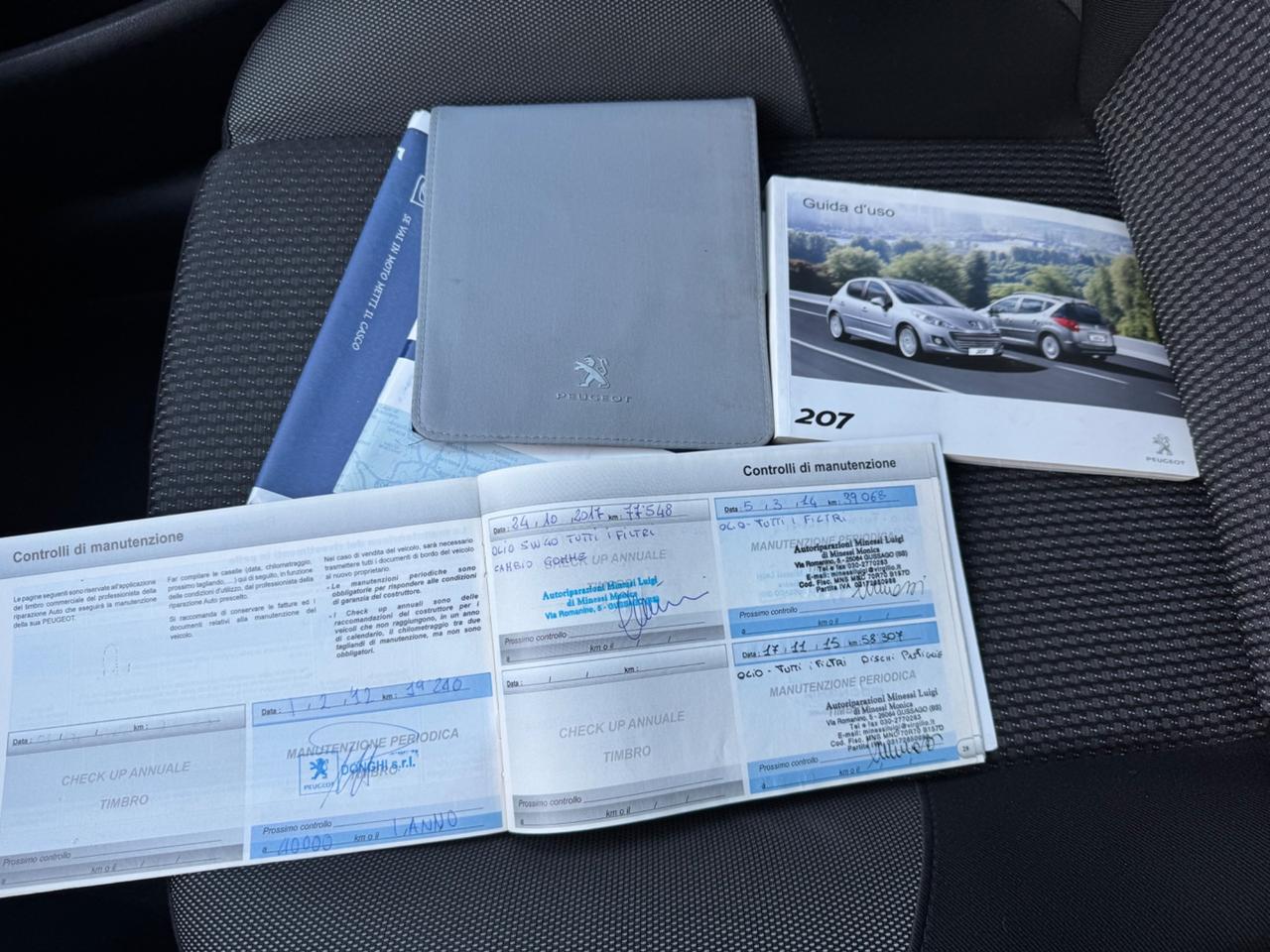 Peugeot 207 1.4 DIESEL 70CV Energie 2011