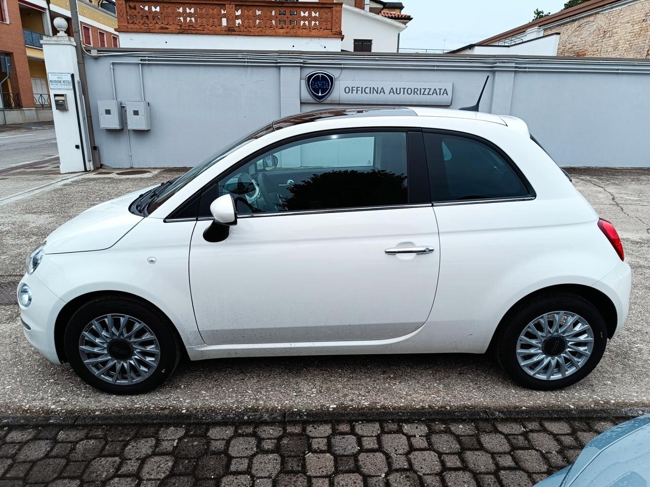 Fiat 500 1.0 Hybrid Dolcevita