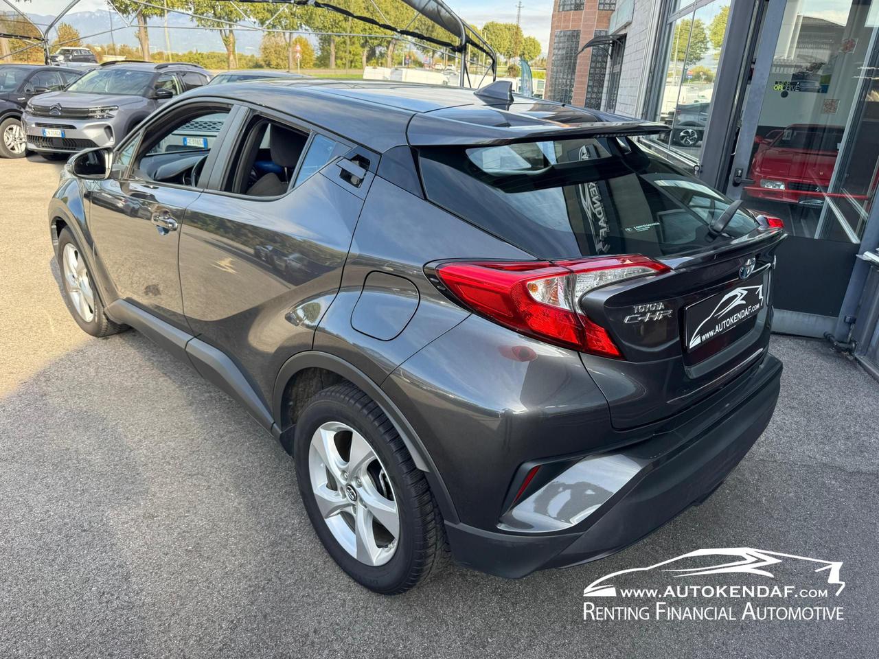 Toyota C-HR 5 Porte C-HR 1.8h Business 2wd e-cvt