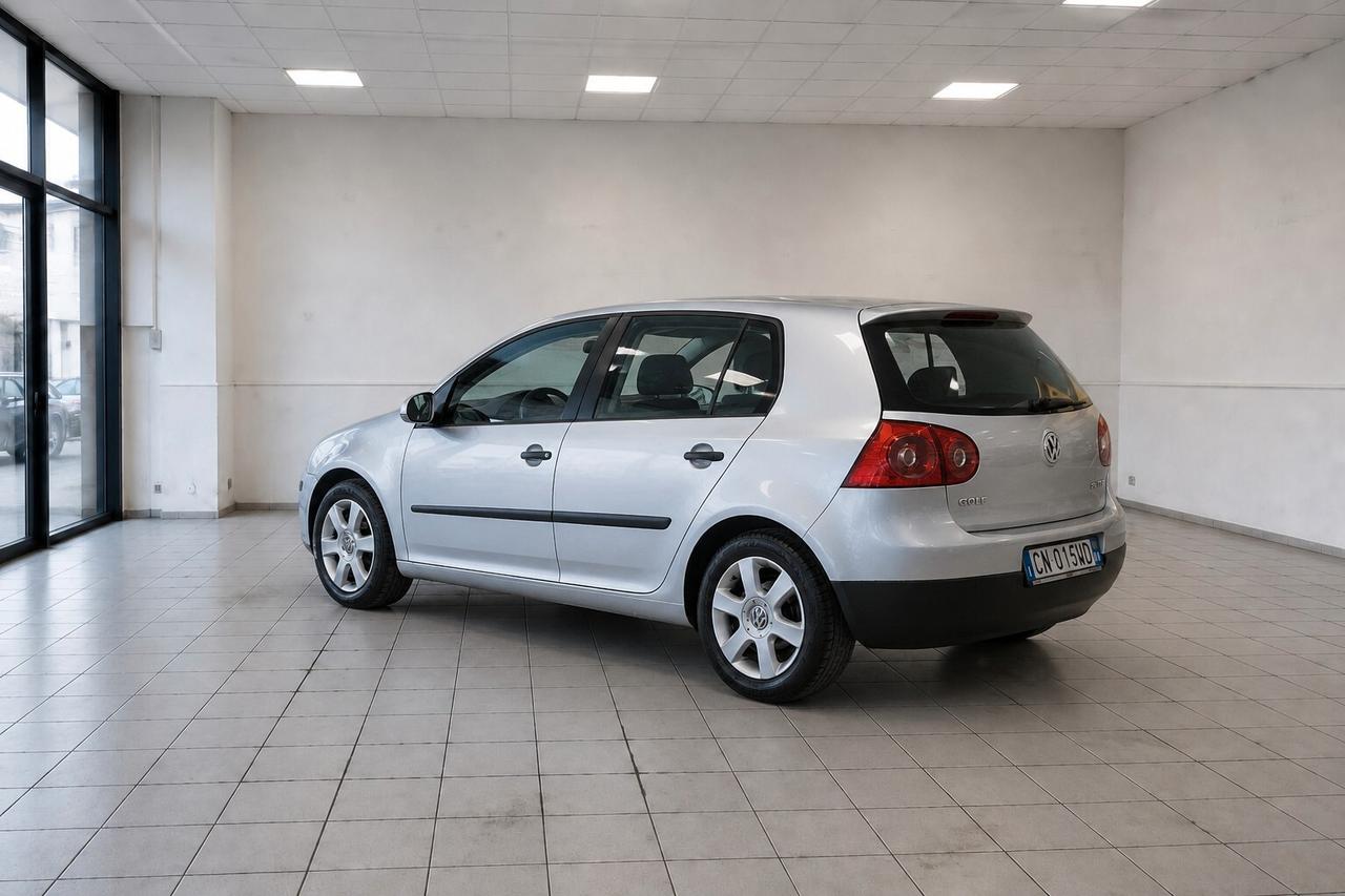 Volkswagen Golf 2.0 16V TDI 5p. Comfortline NEOPATENTATI OCCASIONE