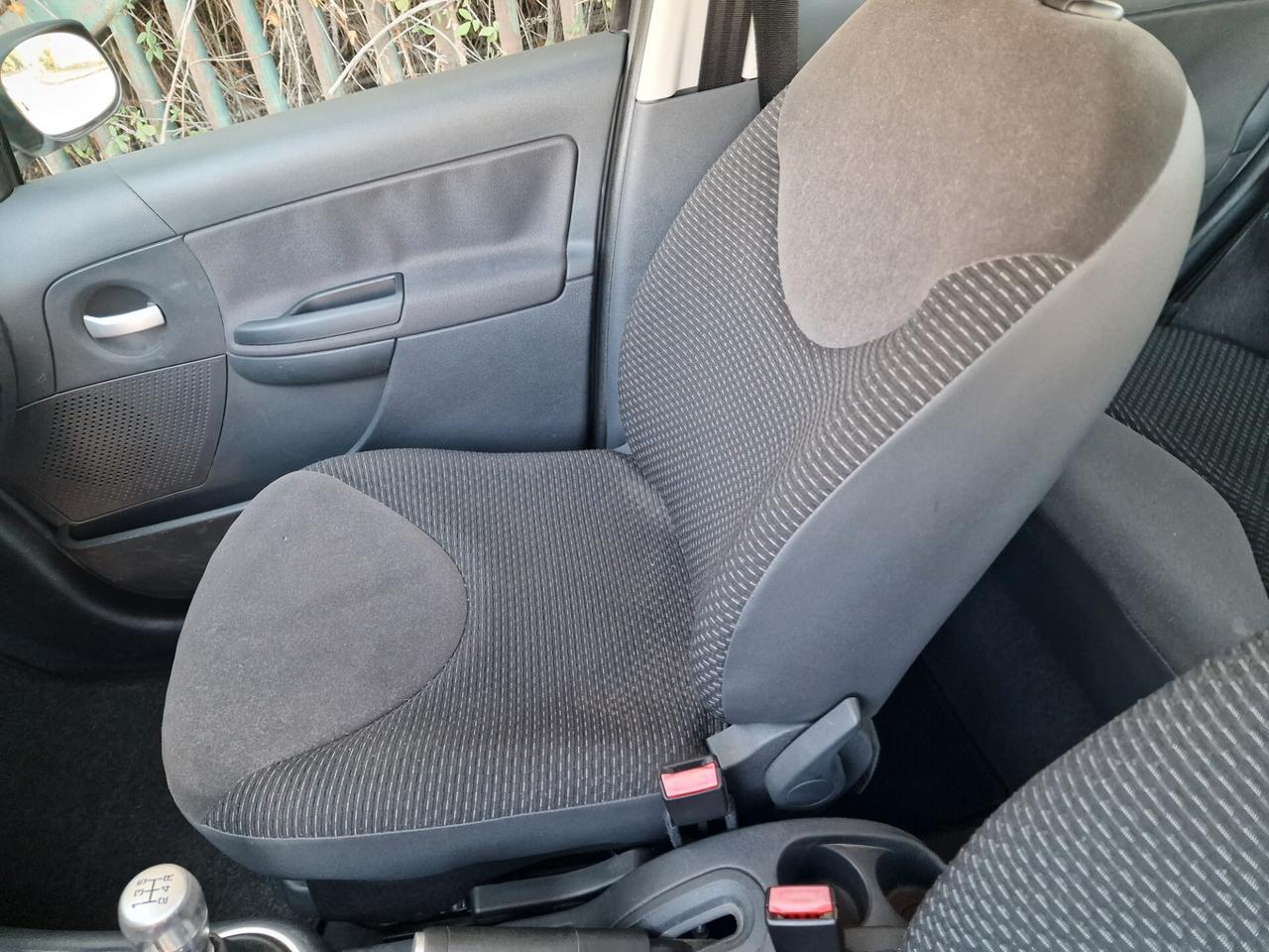 Citroen C3 1.1 airdream 28000 km