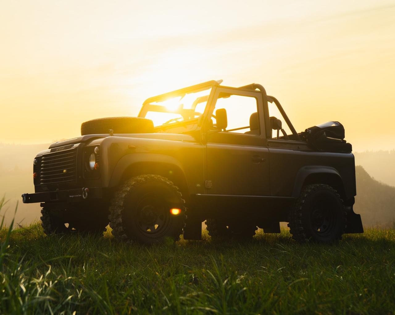 Land Rover Defender Cabriolet Limited Edition 200 Worlwide