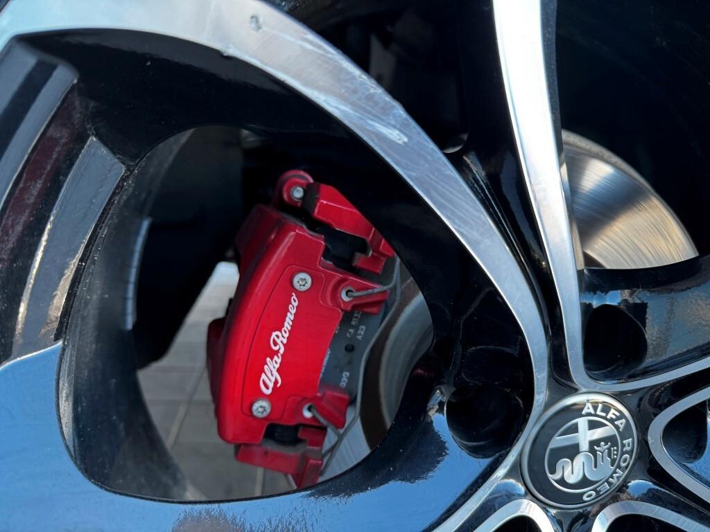 Alfa Romeo Stelvio Autocarro N1 2.2 T Rosso Edizione Rwd 160cv Auto