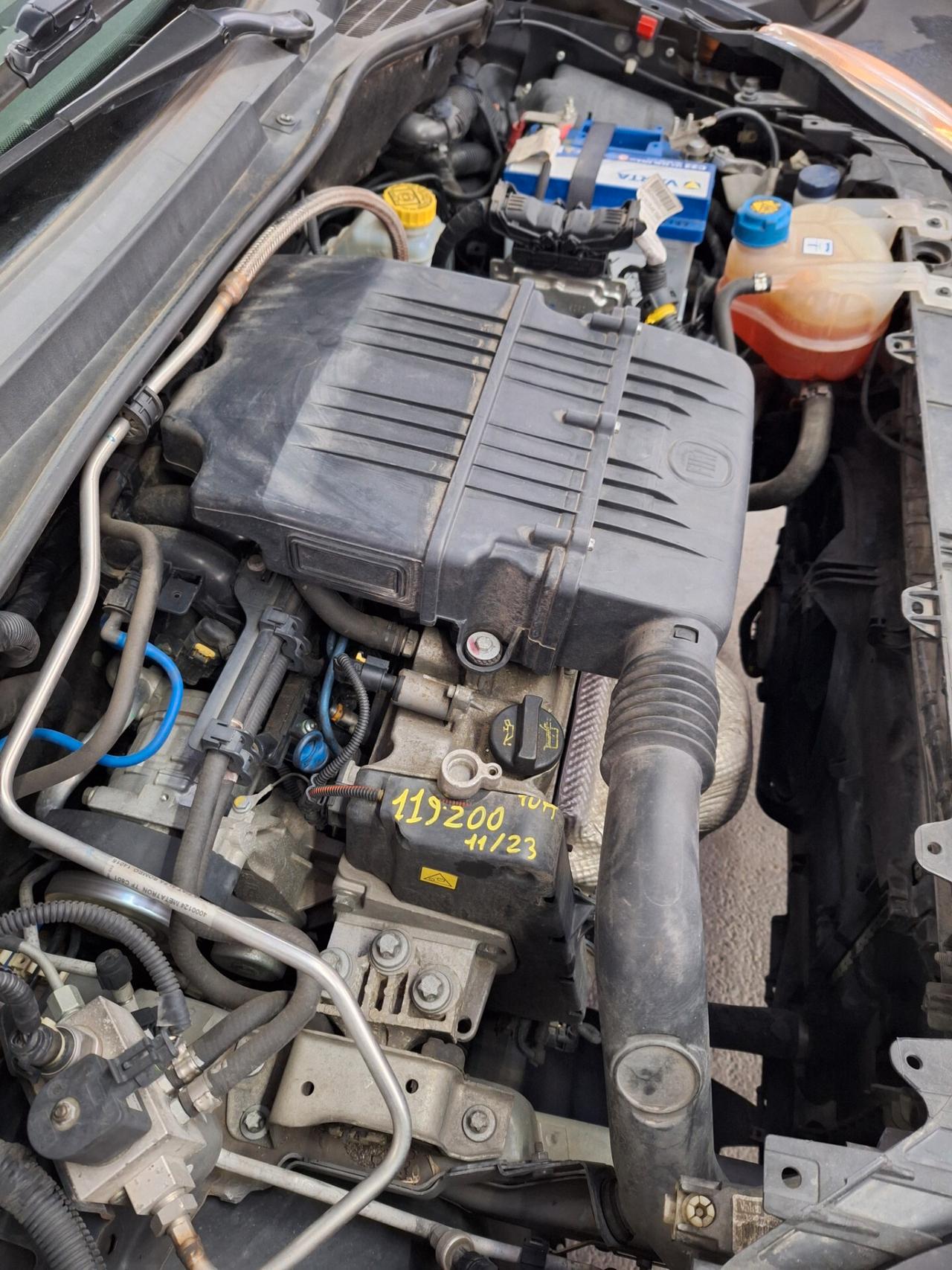 Fiat Punto Street 1.4 8V Natural Power Lounge