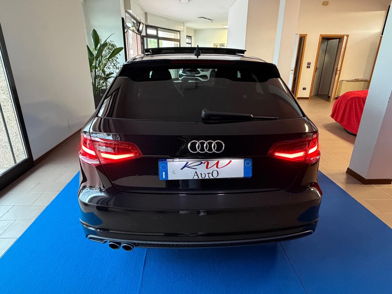 Audi A3 2.0 tdi Ambition quattro 184cv s-tronic S-