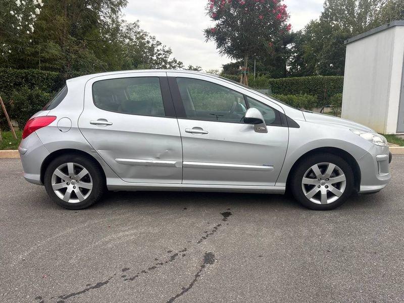 Peugeot 308 NEOP. 1.6 Benzina 120cv