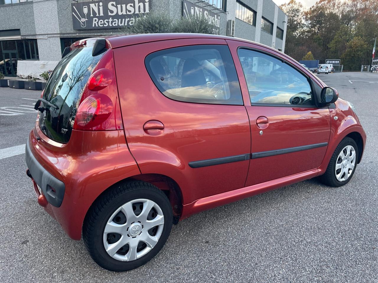 Peugeot 107 1.0 68CV 5p.*Neopatentati*Solo 58000Km*