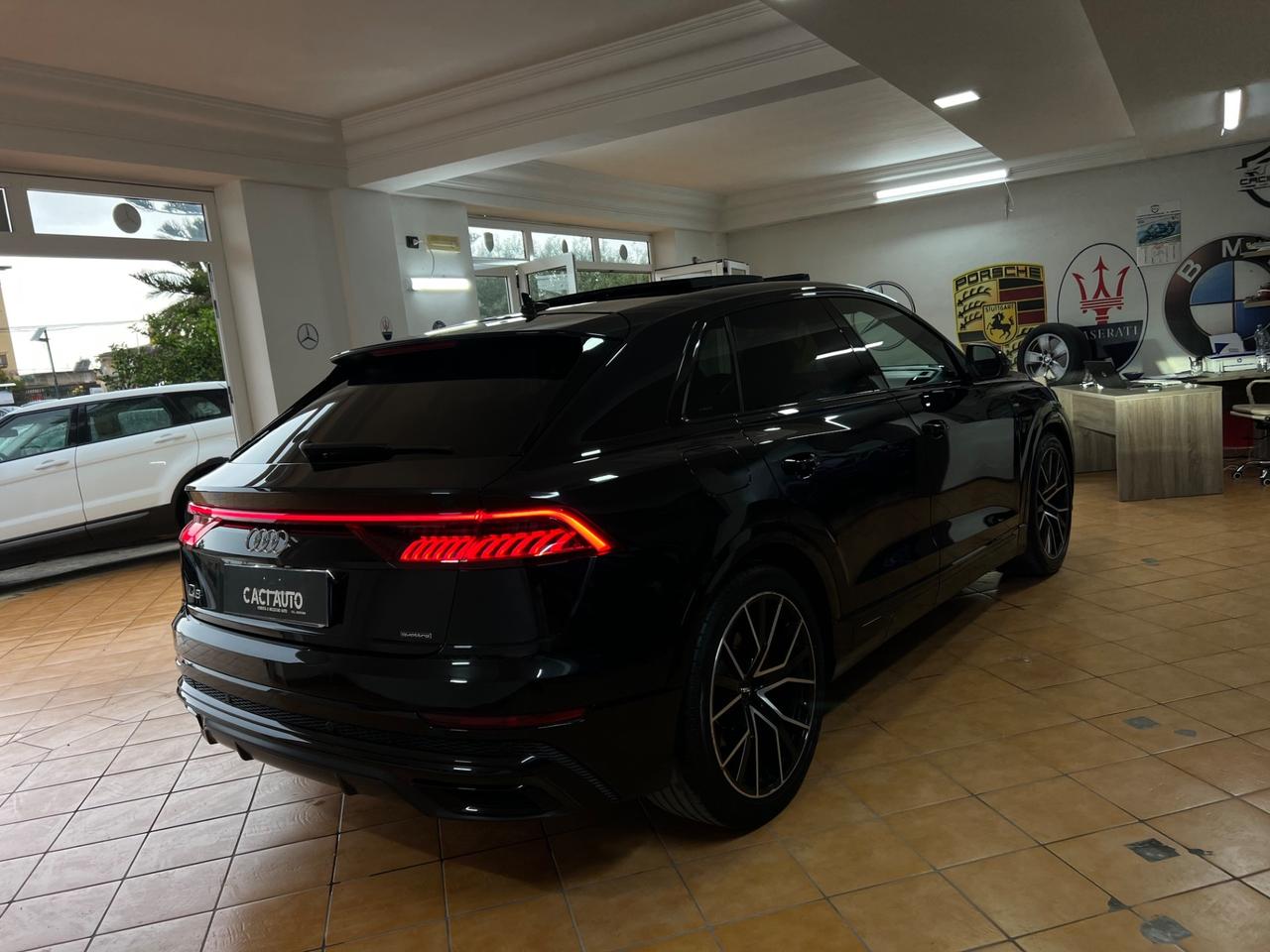 Audi Q8 50 TDI 286 CV quattro tiptronic Sport S line total black full optional