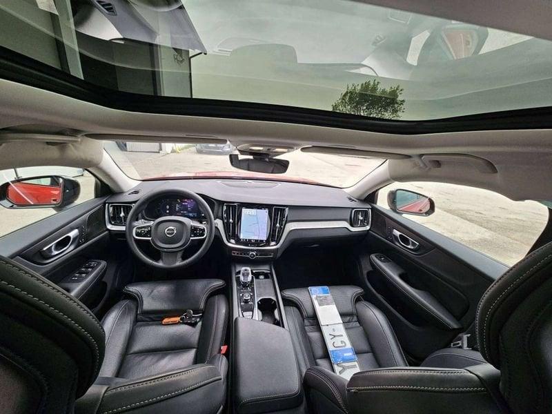 Volvo V60 2.0 b4 Plus Dark auto RUN&DRIVE - INCIDENTATA