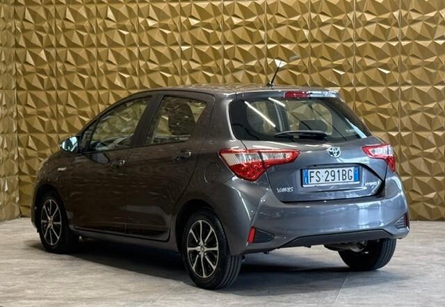 Toyota Yaris 1.5 Hybrid 5 porte Cool