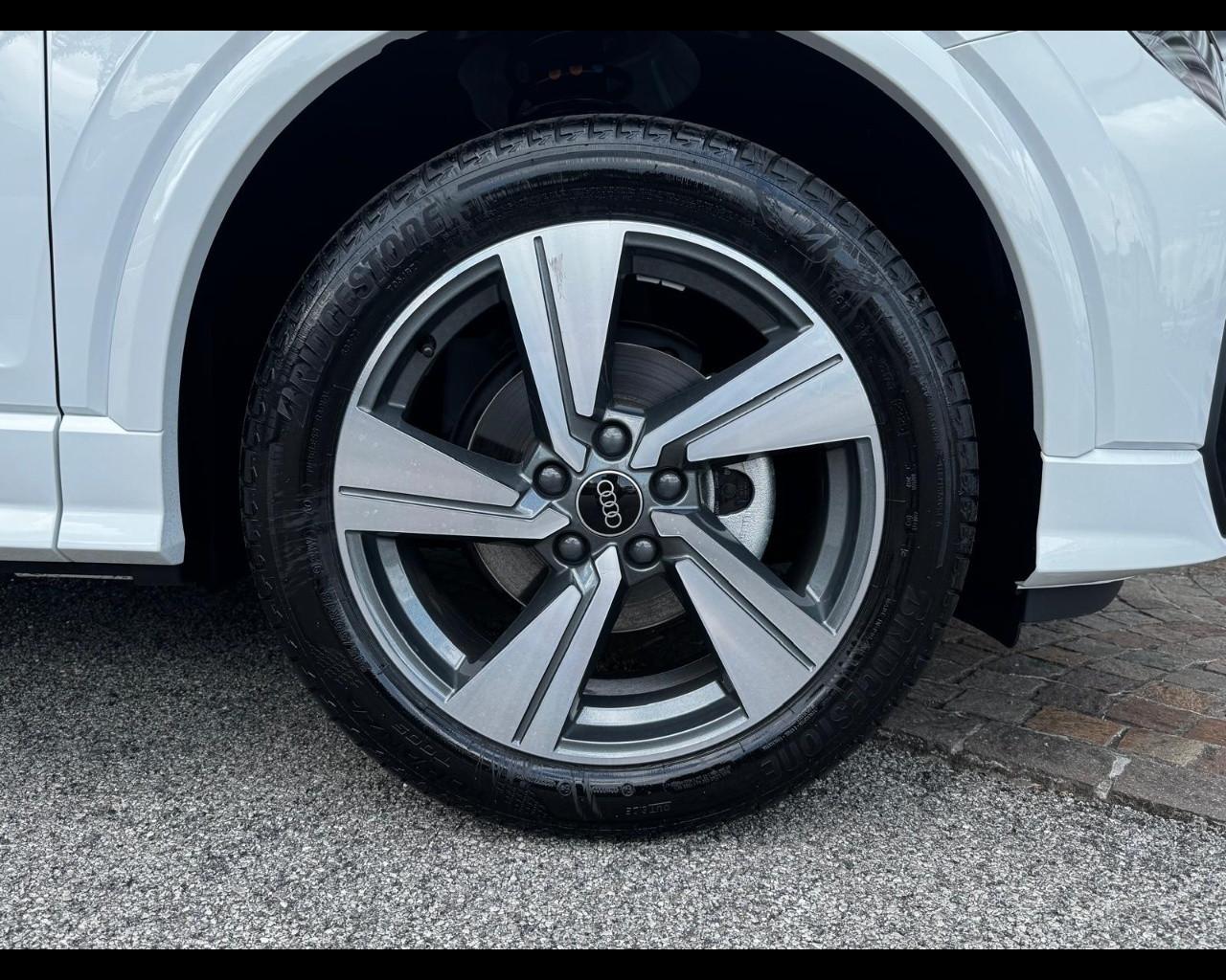 AUDI Q2 35 TFSI S-TRONIC