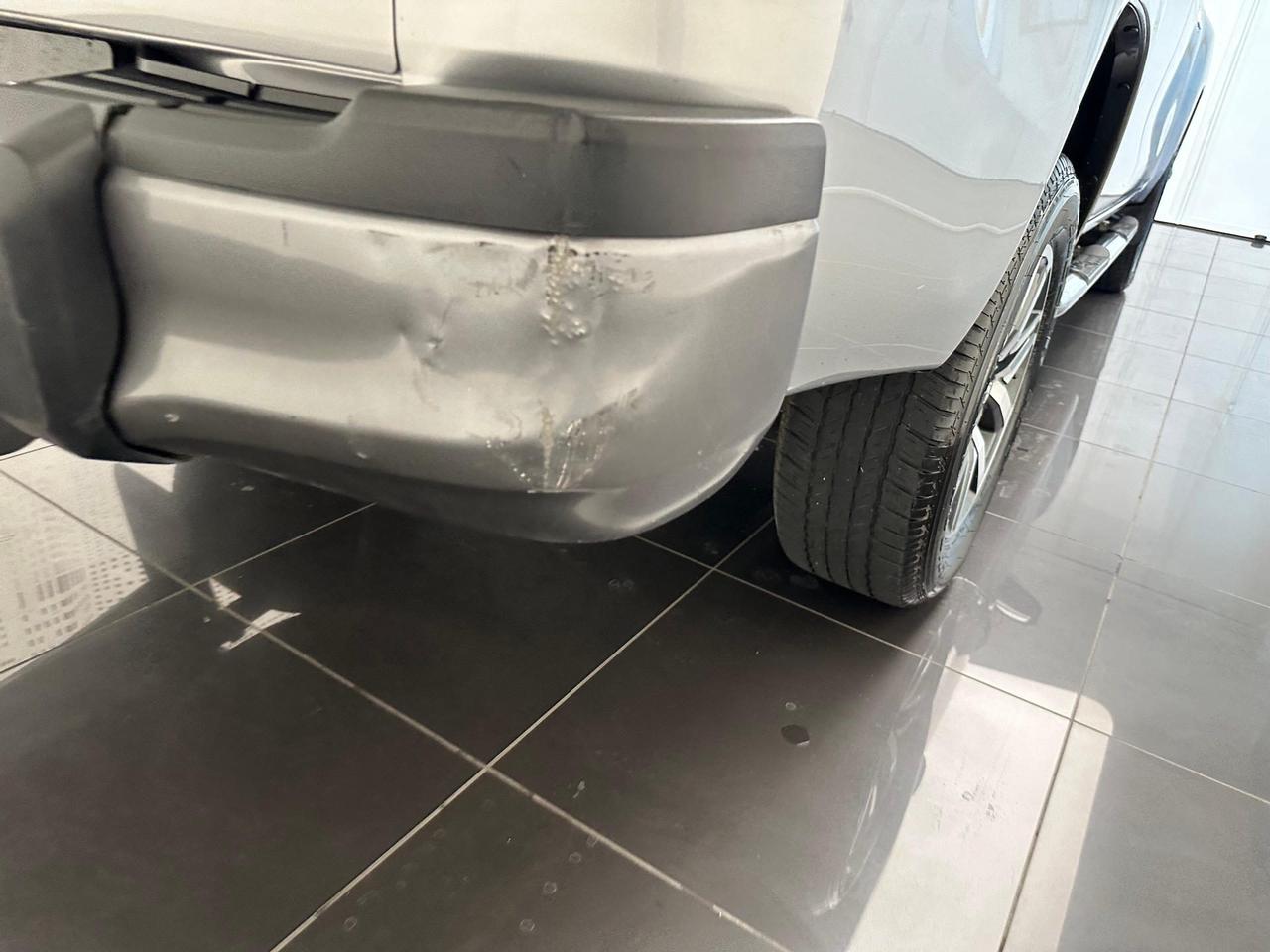 Toyota Hilux 2.4 DC D-D4 4X4 AT