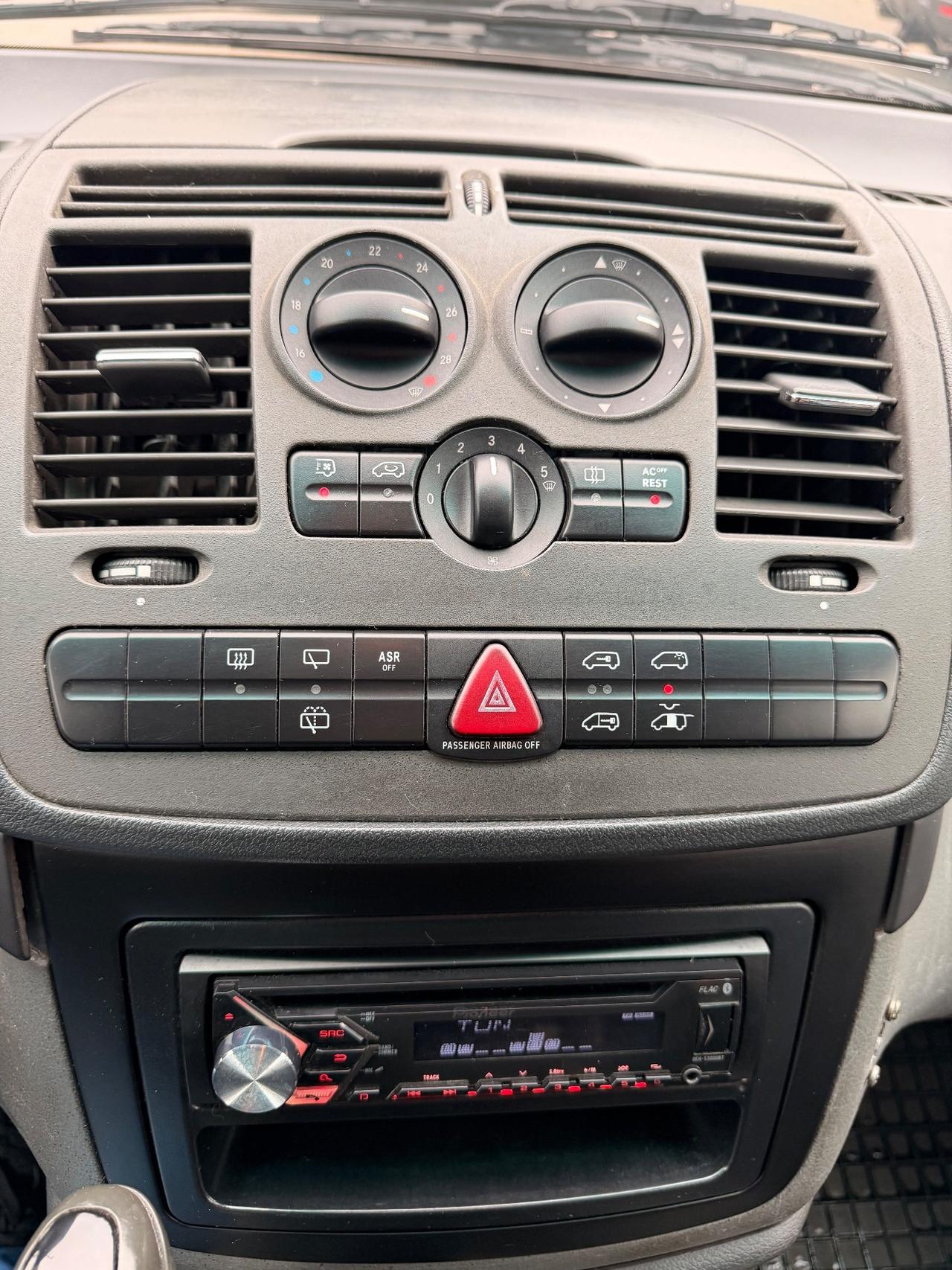 MERCEDES VIANO 220cdi 7/8posti automatico pelle