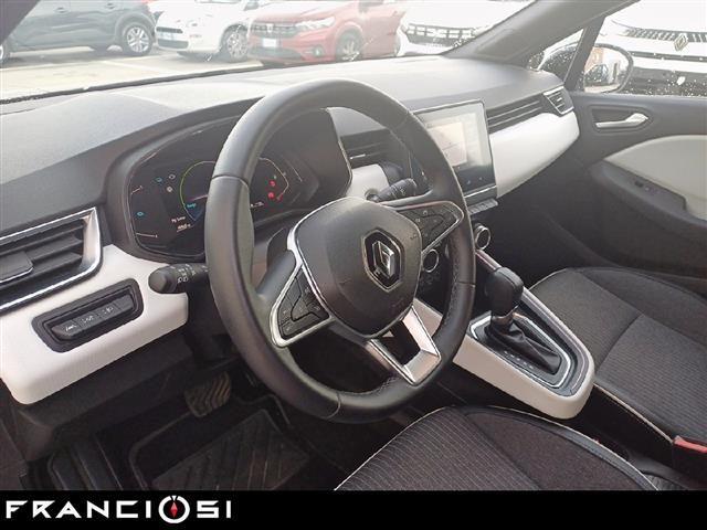 RENAULT Clio 5 Porte 1.6 E-Tech full hybrid 145cv Techno A