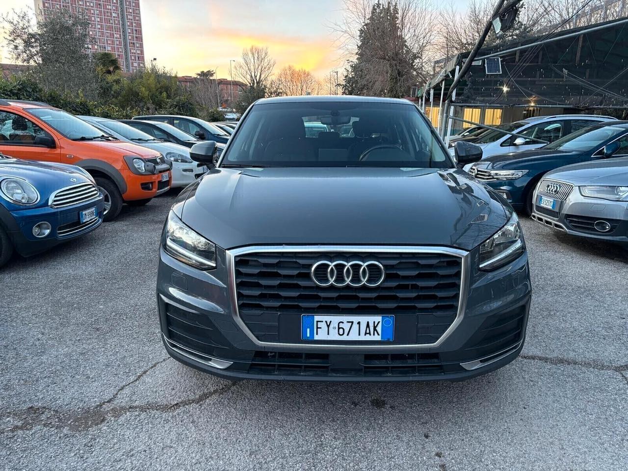 Audi Q2 - 1.6 TDI S tronic Identity Black OK Neopatentati