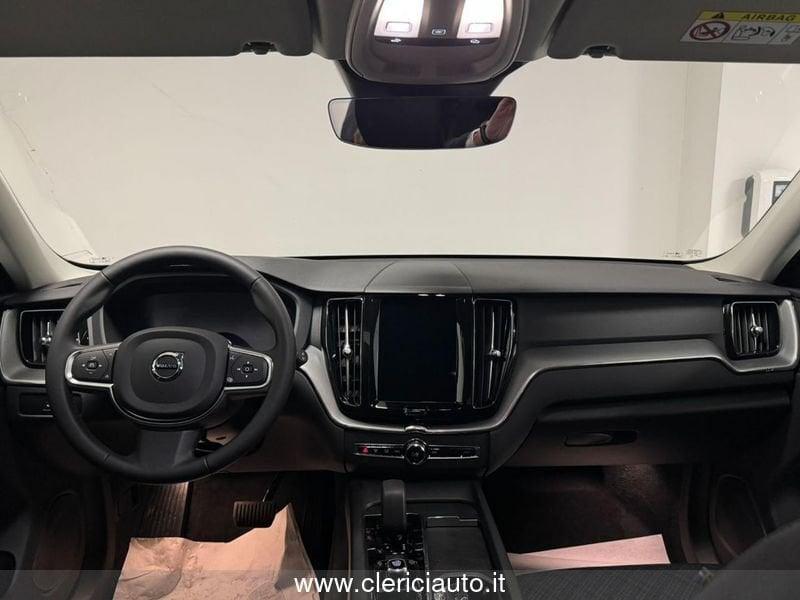 Volvo XC60 B4 (d) AWD automatico Core