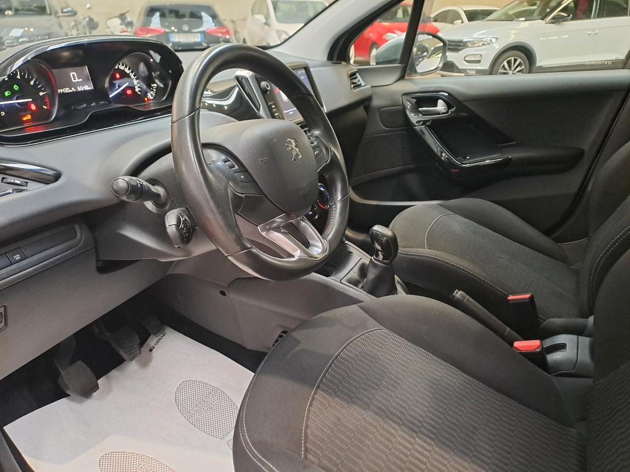 PEUGEOT 208 1.2 BENZINA *DA VETRINA*