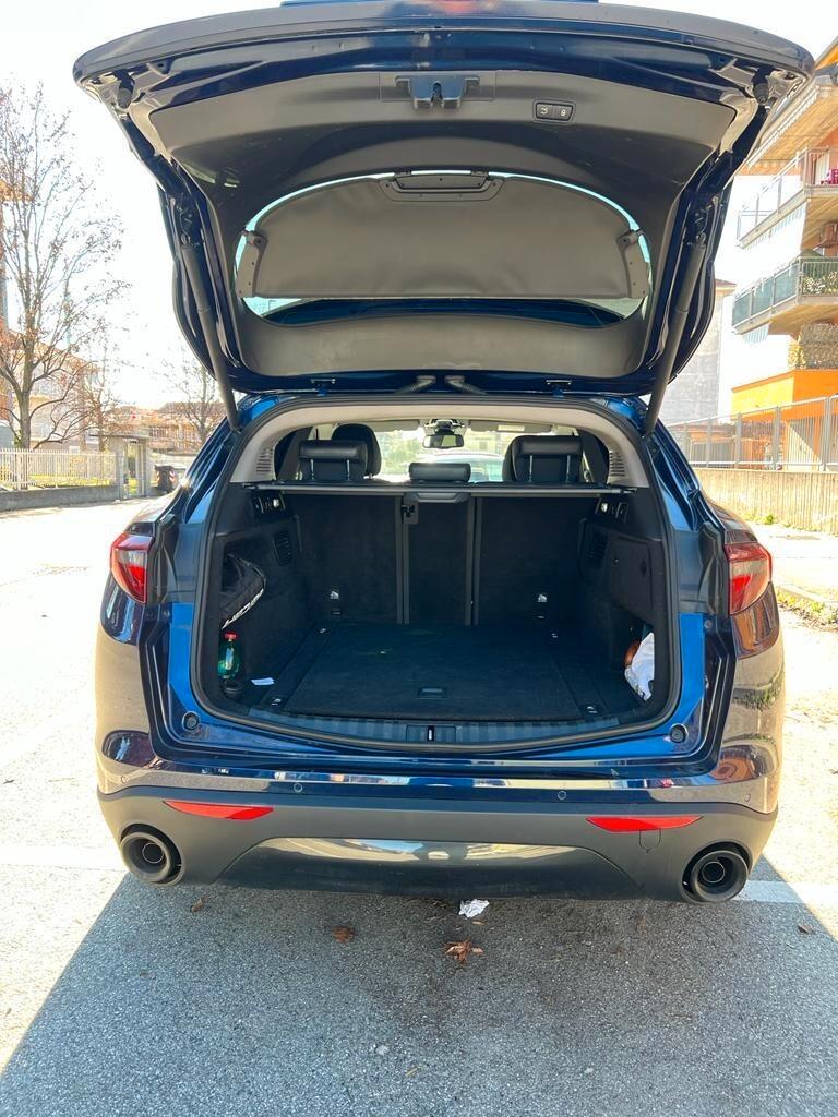 Alfa Romeo Stelvio 2.2 Turbodiesel 190 CV AT8 Q4 Executive