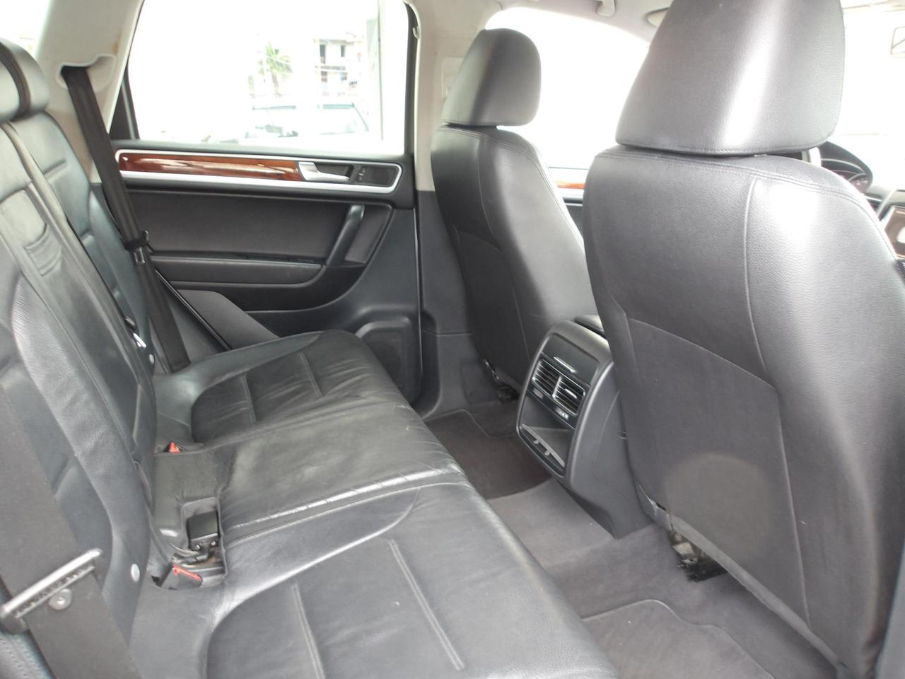 Volkswagen Touareg 3.0 V6 tdi tiptronic