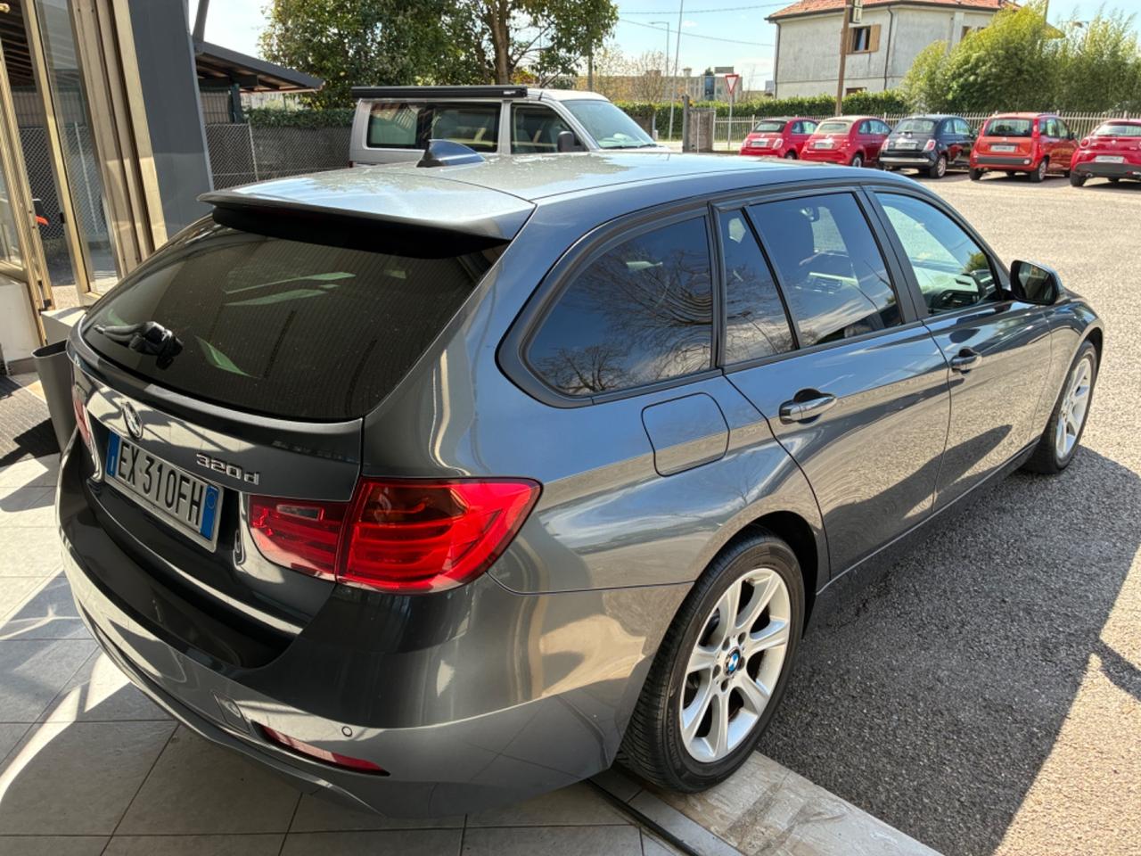 Bmw Serie 320d xDrive Touring Sport