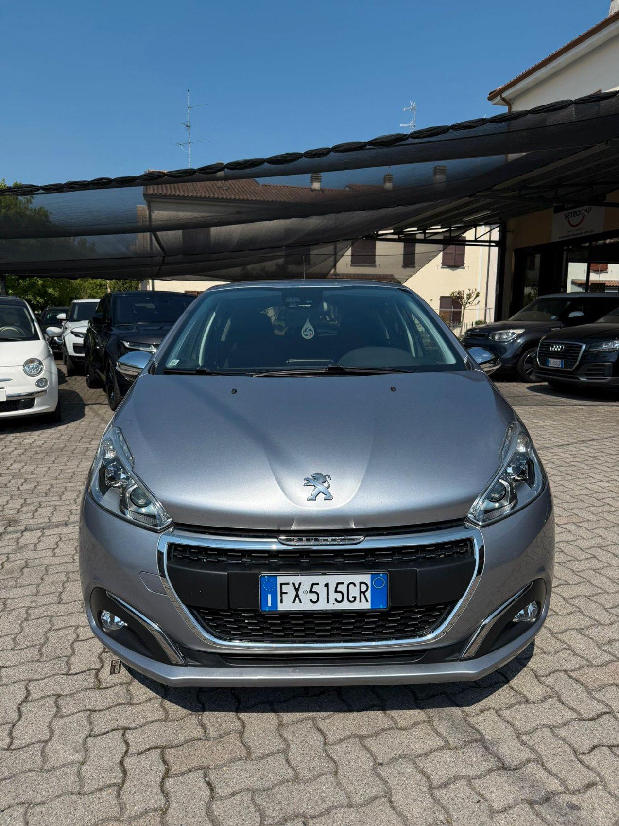 Peugeot 208 5 Porte 208 5p 1.5 bluehdi GT Line s&s 100cv OK NEOPATENTATO