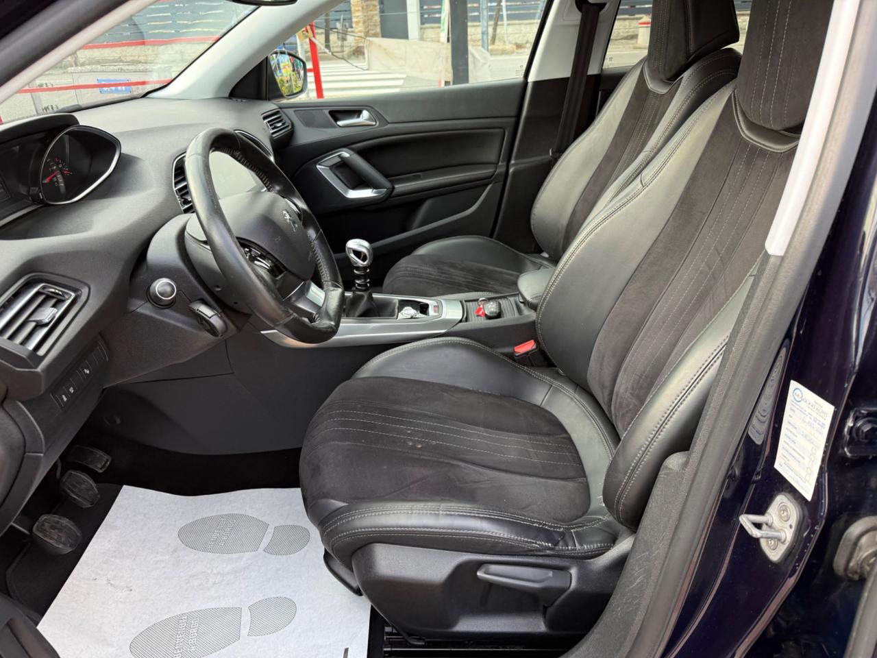 Peugeot 308 1.6 e-HDi 115 CV Stop&Start SW Allure