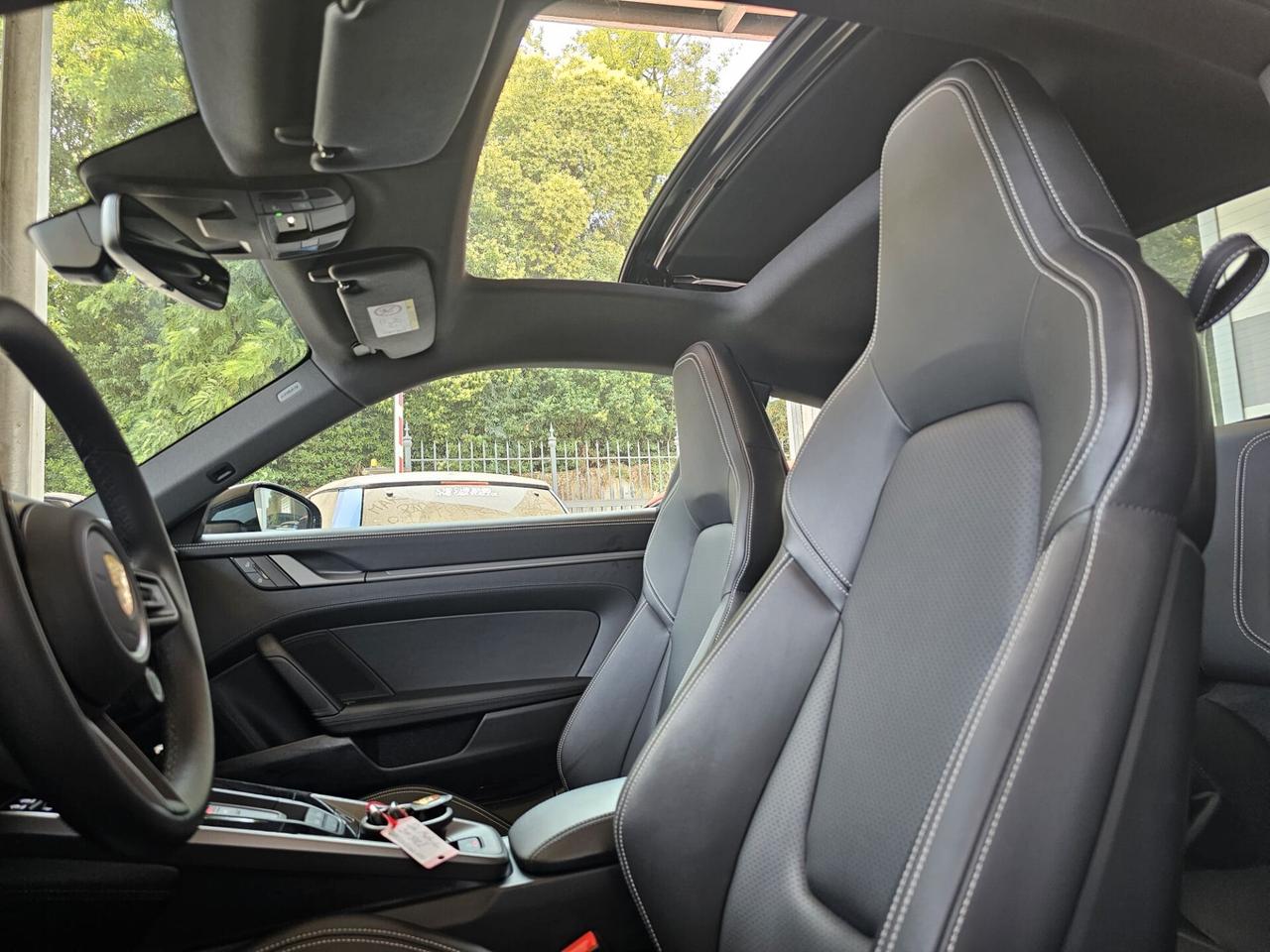 Porsche 911 Carrera