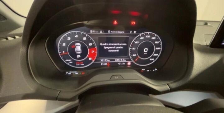 Audi Q2 SQ2 TFSI quattro S tronic sport attitude