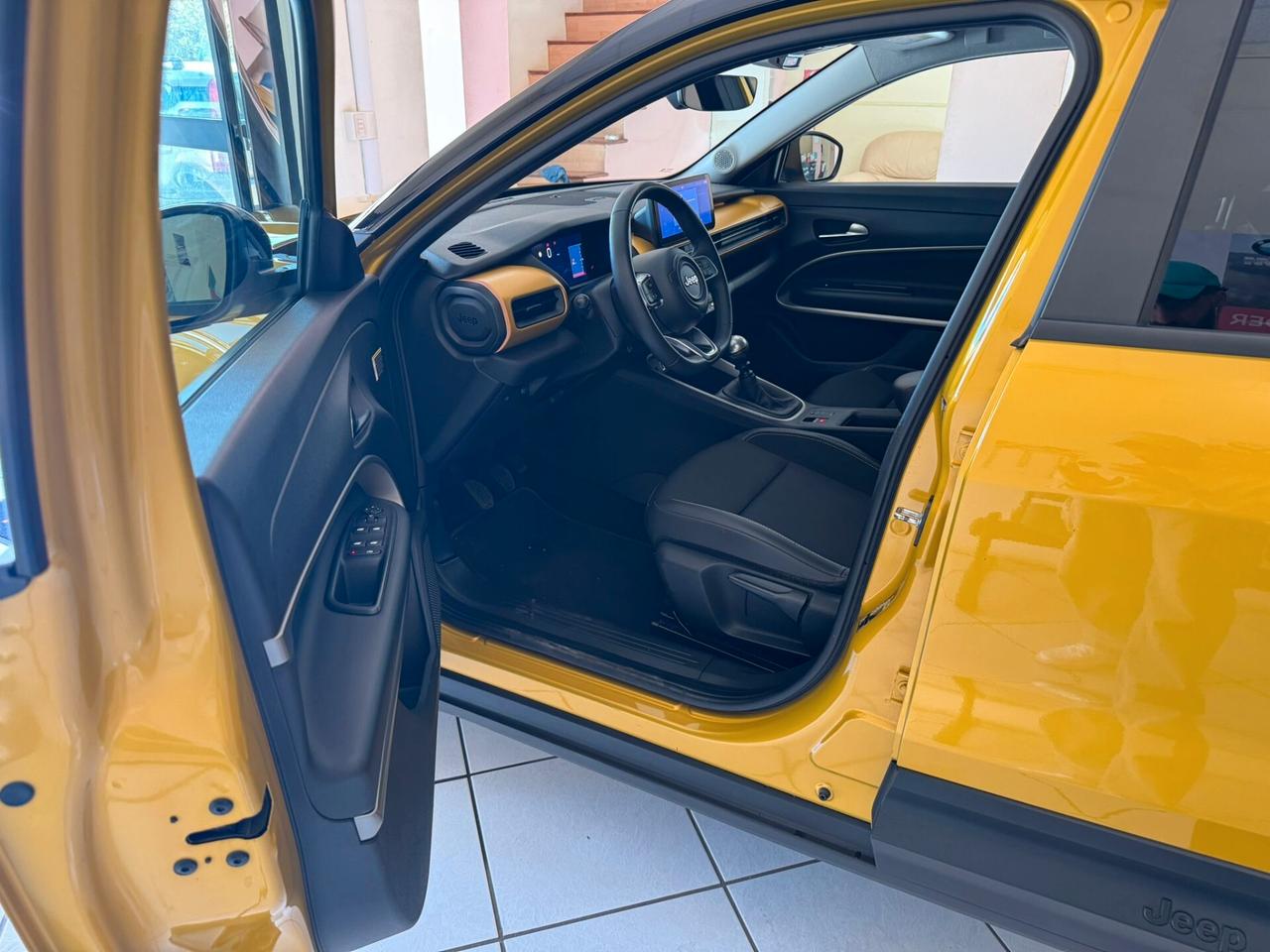 Jeep Avenger 1.2 Turbo 100 CV Summit